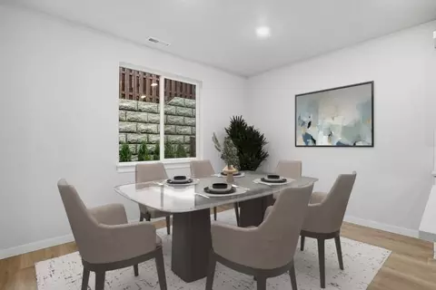 Dining - 3687 SW 40th St, Gresham, OR 97080 photo 1 of 5
