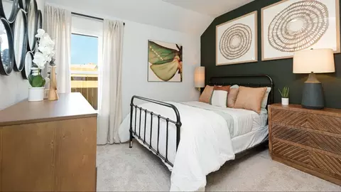 Bedroom - 16575 Willow Forest Dr, Conroe, TX 77302 photo 3 of 6