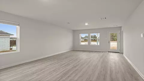 Living - 35530 Evers Dr, Denham Springs, LA 70706 photo 1 of 2