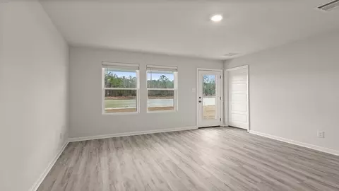 Living - 35530 Evers Dr, Denham Springs, LA 70706 photo 2 of 2