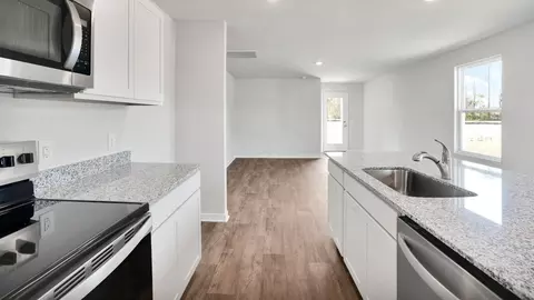 Kitchen - 1213 Skystone Loop NE, Supply, NC 28462 photo 2 of 5