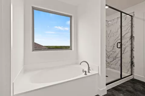 Bath - Smith Dr, Columbia, MO 65201 photo 3 of 3