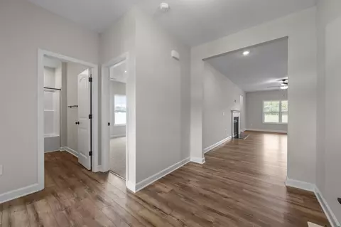 Entry Way - Montevallo Lane, Ayden, NC 28513 photo 6 of 23