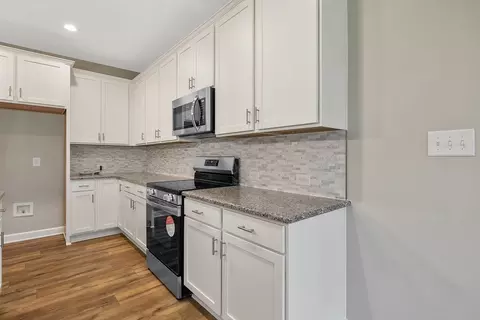 Kitchen - Montevallo Lane, Ayden, NC 28513 photo 35 of 36