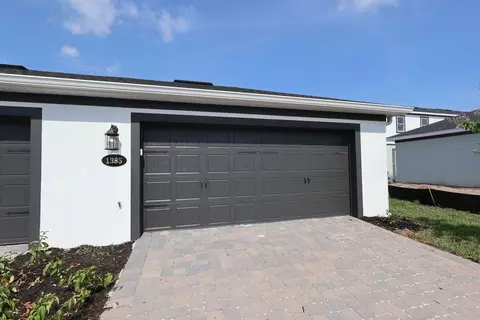 Exterior - 1385 Hyde St, Saint Cloud, FL 34771 photo 12 of 13
