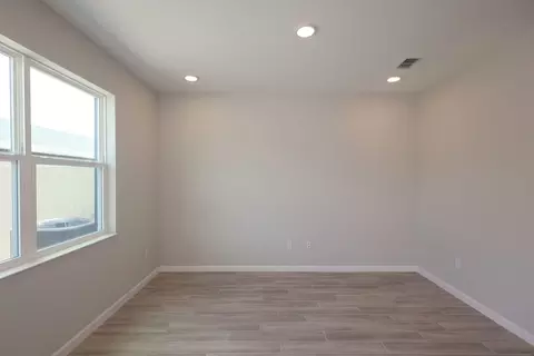Living - 1385 Hyde St, Saint Cloud, FL 34771 photo 2 of 9