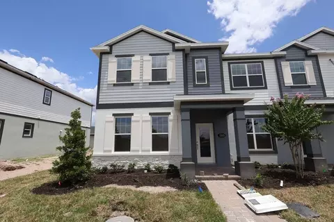 Exterior - 1385 Hyde St, Saint Cloud, FL 34771 photo 7 of 13