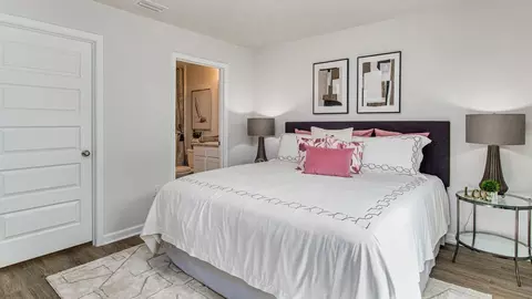 Bedroom - 6573 Firefly Dr, Milton, FL 32583 photo 7 of 8
