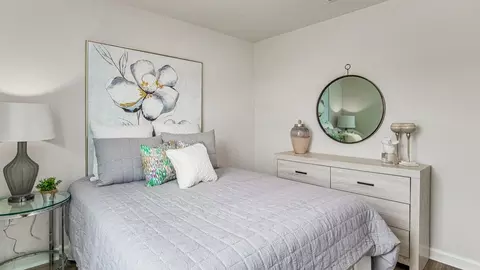 Bedroom - 6573 Firefly Dr, Milton, FL 32583 photo 3 of 10