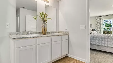 Entry Way - 6573 Firefly Dr, Milton, FL 32583 photo 3 of 3