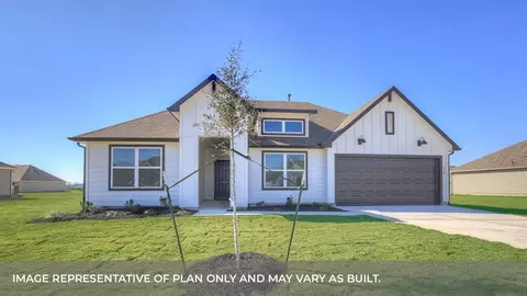 161 Zane Saddle Rd, Lockhart, TX 78644