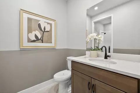 Bath - 35094 Flower Patch Dr, Dade City, FL 33525 photo 4 of 5
