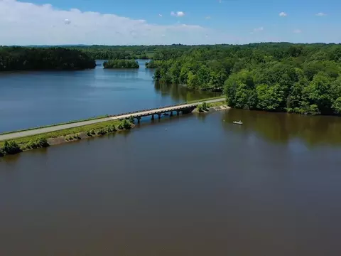 1122 Winding Spg Dr, Mebane, NC 27302