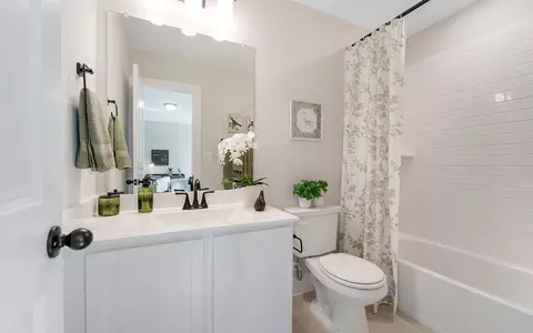 Bath - 105 Judson St, Bertram, TX 78605 photo 5 of 6