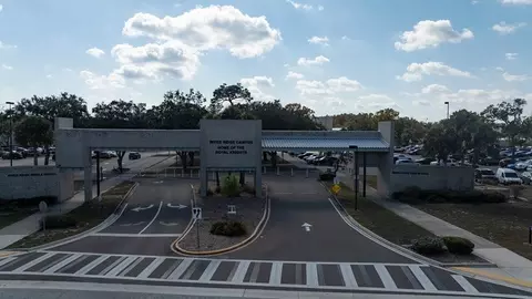 Exterior - 2835 Soleta Vw, Odessa, FL 33556 photo 4 of 7