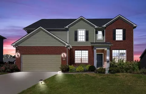 22572 Pondview Dr, Macomb, MI 48042