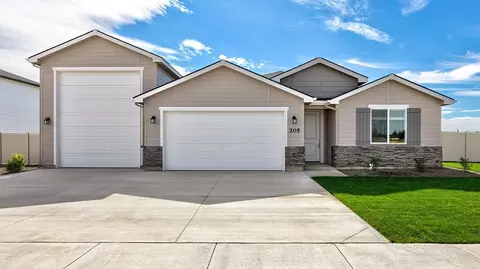 Exterior - 4507 Segovia Ave, Caldwell, ID 83607 photo 2 of 3