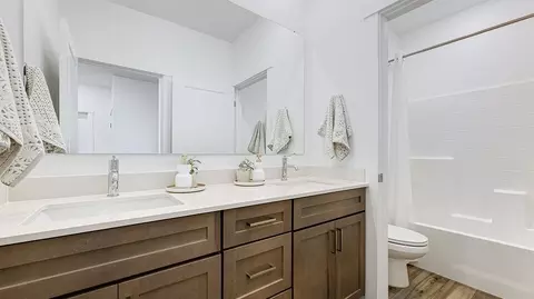Bath - 4507 Segovia Ave, Caldwell, ID 83607 photo 2 of 2