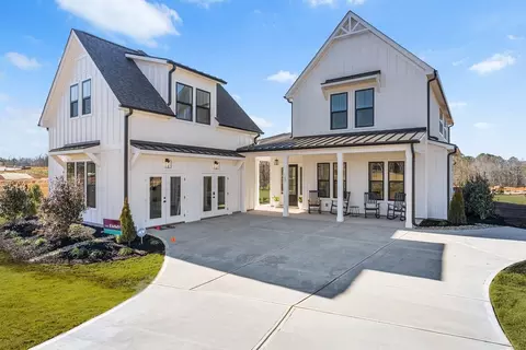 115 S Middleton Dr, Calabash, NC 28467
