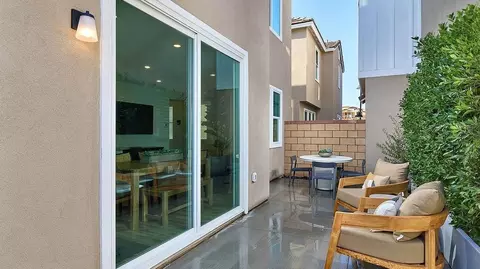16556 Forest Ln, Fontana, CA 92336