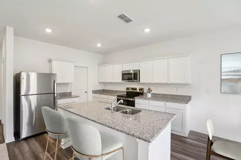 Kitchen - 422 Otway Loop, Bethlehem, GA 30620 photo 1 of 2