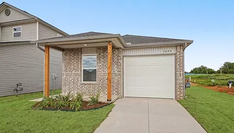 3644 Maggie Rd, Mustang, OK 73064