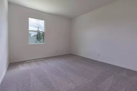 Bedroom - 2011 Town Pasture Dr, Eustis, FL 32726 photo 2 of 2