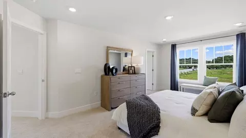 Bedroom - 606 Jules Ln, Moore, SC 29369 photo 6 of 8