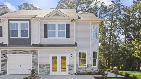 Exterior - 606 Jules Ln, Moore, SC 29369 photo 2 of 6