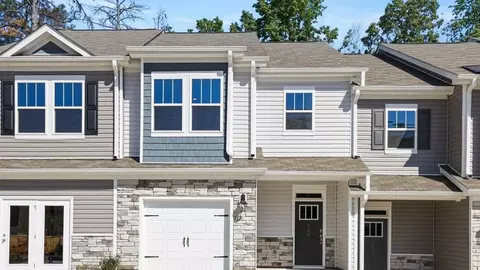 Exterior - 606 Jules Ln, Moore, SC 29369 photo 2 of 7