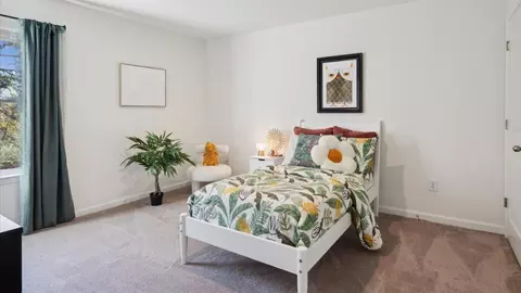 Bedroom - 7410 Irwin Oaks Rd, Corryton, TN 37721 photo 3 of 6