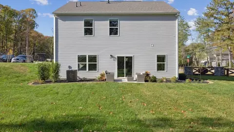 Exterior - 7410 Irwin Oaks Rd, Corryton, TN 37721 photo 2 of 5