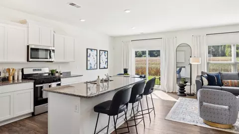 Kitchen - 7410 Irwin Oaks Rd, Corryton, TN 37721 photo 6 of 6