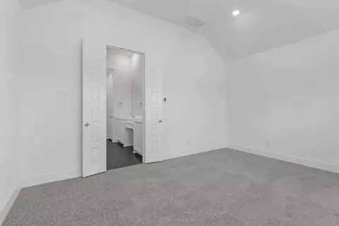 Bedroom - 12990 Soaring Forest Dr, Conroe, TX 77302 photo 2 of 7
