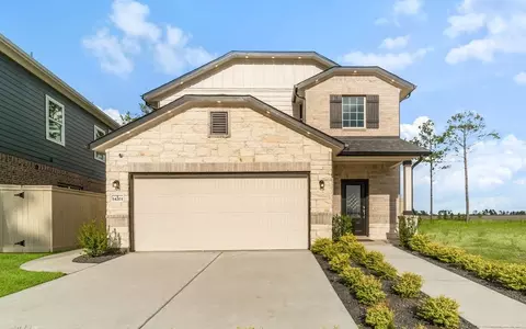 Exterior - 14203 Firecracker Ln, Splendora, TX 77372 photo 3 of 11