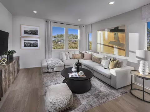 1483 Thunder Ct, Pomona, CA 91768