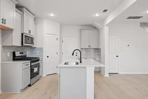 Kitchen - 6570 Marsh Ln, Buda, TX 78610 photo 2 of 4