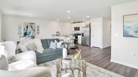 Entry Way - 28025 Hallow Trl, Elberta, AL 36530 photo 1 of 3