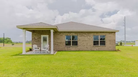 Exterior - 28025 Hallow Trl, Elberta, AL 36530 photo 13 of 16