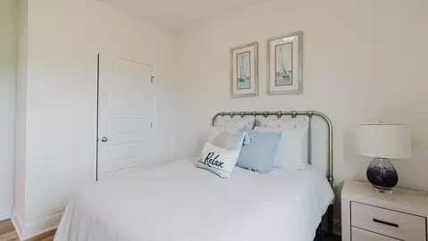 Bedroom - 28025 Hallow Trl, Elberta, AL 36530 photo 10 of 21