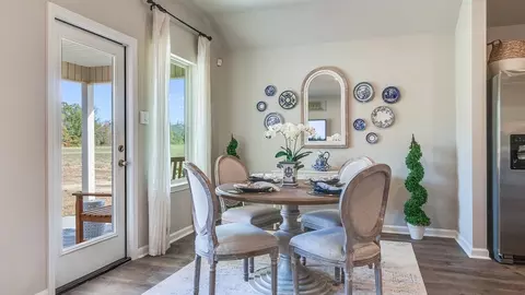 Dining - 218 Crowne Parc Dr, Opelousas, LA 70570 photo 1 of 1