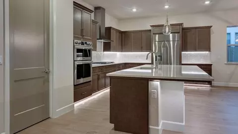 Kitchen - 2936 Trenton Ave, Clovis, CA 93619 photo 3 of 4
