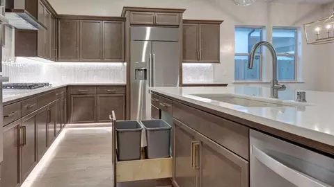 Kitchen - 2936 Trenton Ave, Clovis, CA 93619 photo 4 of 4
