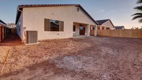 Exterior - 2936 Trenton Ave, Clovis, CA 93619 photo 10 of 10