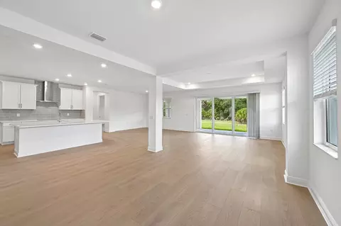 Living - 8913 Deep Horizon Loop, Parrish, FL 34219 photo 2 of 3