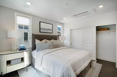 Bedroom - 2116 Latham St, Mountain View, CA 94040 photo 2 of 27