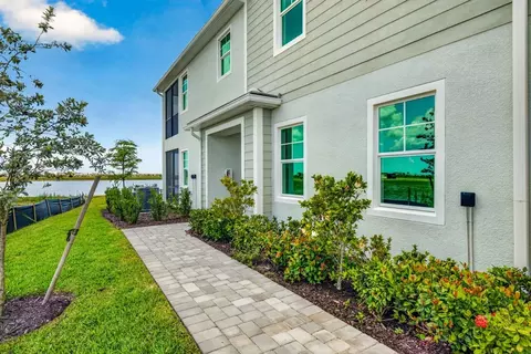 Exterior - 12834 Jade Empress Loop UNIT 101, Venice, FL 34293 photo 5 of 6