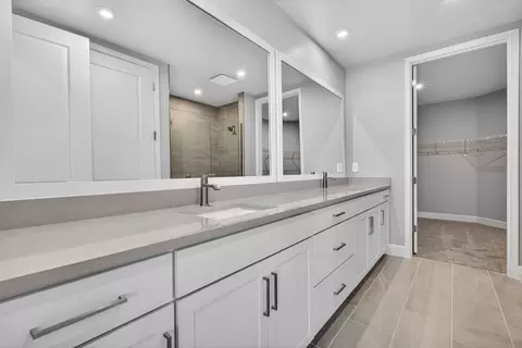 Bath - 12834 Jade Empress Loop UNIT 101, Venice, FL 34293 photo 1 of 2