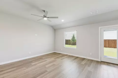 Living - 804 Rockcloud Dr, Haslet, TX 76052 photo 4 of 9