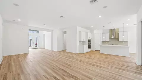 Living - 12243 White Blossom Ct, Parrish, FL 34219 photo 5 of 6